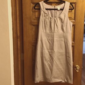 Sleeveless dress